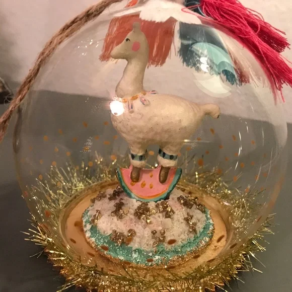 *LAST ONE* Anthropologie Snowglobe Llama Ornament - Picture 5 of 8